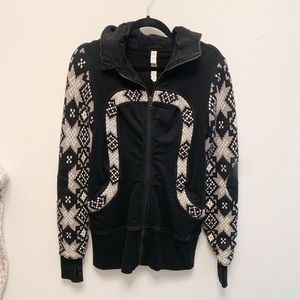 Lululemon sweatshirt